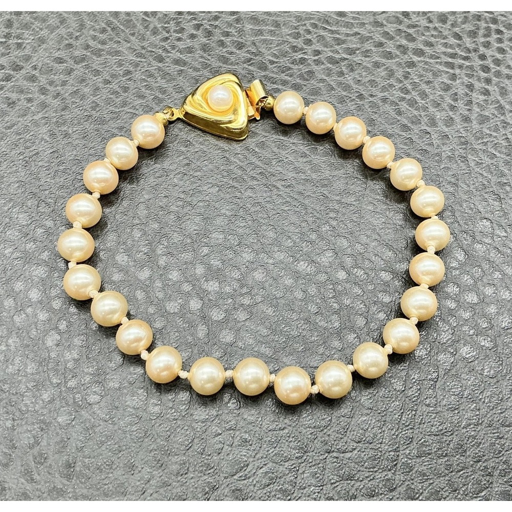 Liz Claiborne Bracelet Faux Pearl Bead Gold Tone Clasp Costume Jewelry 7.5"